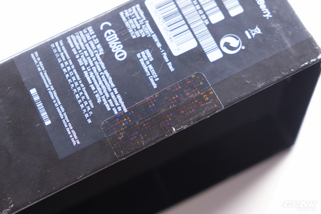 phan biet blackberry passport quoc te chuan va hang nhai