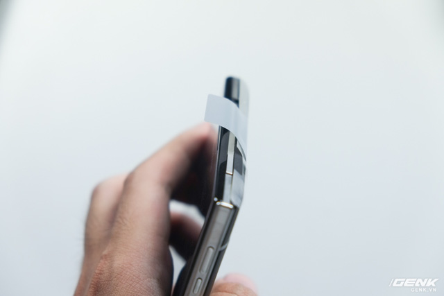 phan biet blackberry passport quoc te chuan va hang nhai