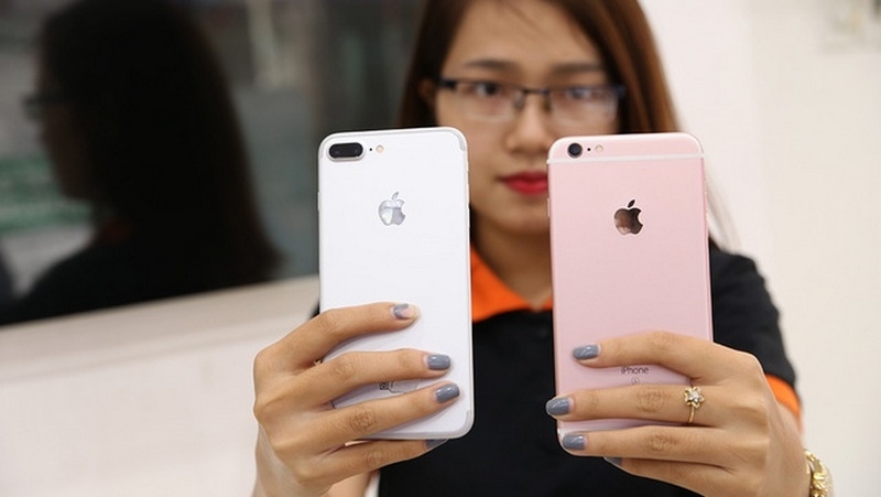 iPhone 7 chính hãng đặt hàng ngày 4/11 giá từ 18,8 triệu