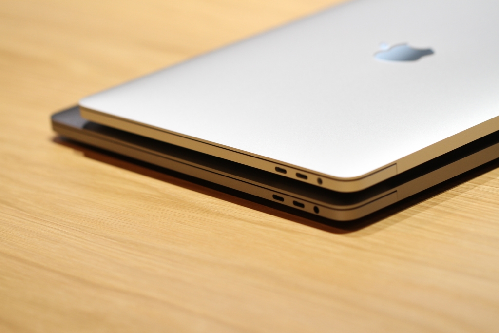 can anh apple macbook pro moi mong nhe manh me them nhieu tinh nang