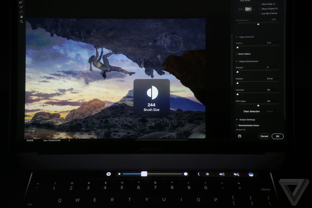 tat ca nhung dieu ban co the lam voi touch bar tren macbook pro moi