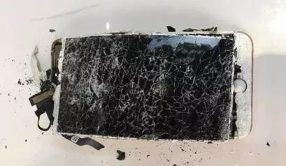 iphone 7 plus pha t no sau khi roi xuo ng da t