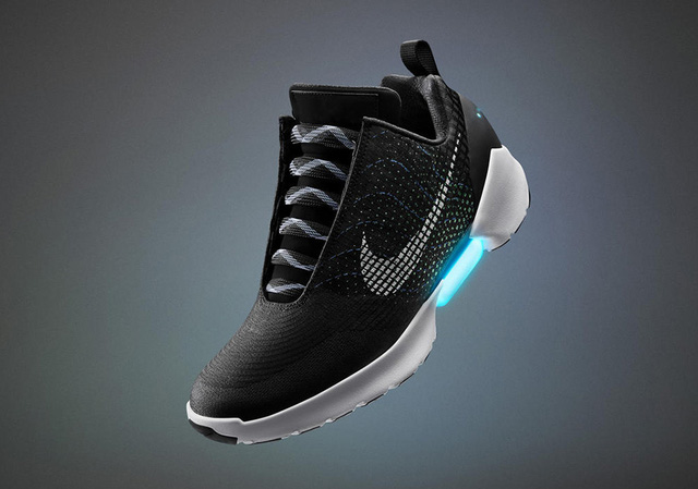 nike chinh thuc cong bo gia ban le va mau sac cua nike hyperadapt doi giay tu that day dau tien tren the gioi