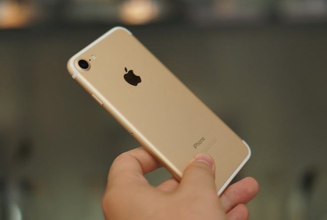 apple co tinh han che hieu nang iphone 7