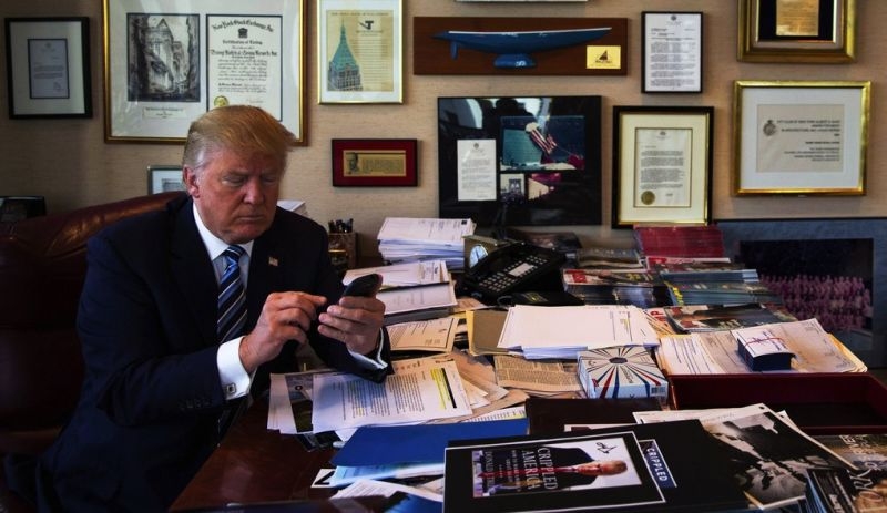 tong thong donald trump co the gui tin nhan bat ky cho toan bo nguoi dan my ma khong the bi chan