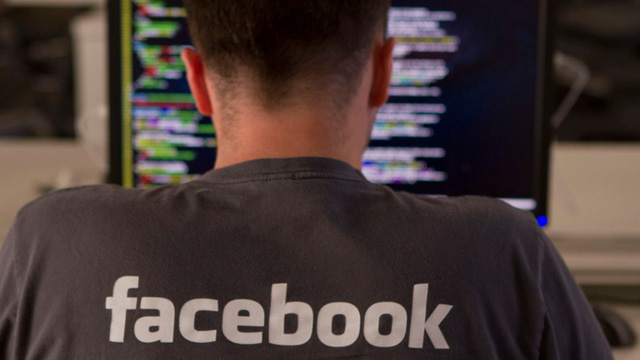 facebook gap loi tu dong hien thi bai viet cu