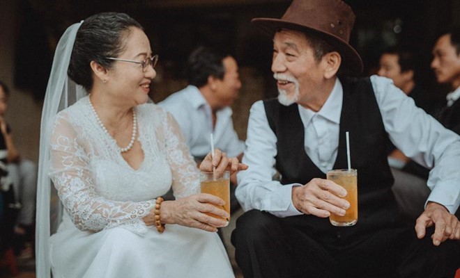 nghe si u80 mai ngoc can toi thuong bi an chan cat xe
