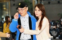 helen thanh dao chong cu cua toi gio la anh trai toi toi la mot nguoi phu nu doc lap ve tinh cam va ca tai chinh