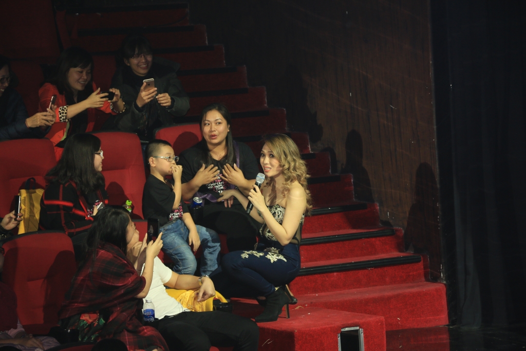 dat dao cam xuc trong dem nhac cua my tam tai ha noi
