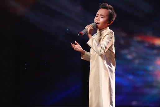 manh quynh phi nhung lam liveshow chuyen tinh bolero tai thanh hoa
