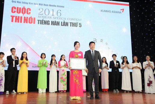 sinh vien dai hoc ngoai ngu se thuc tap o nuoc ngoai