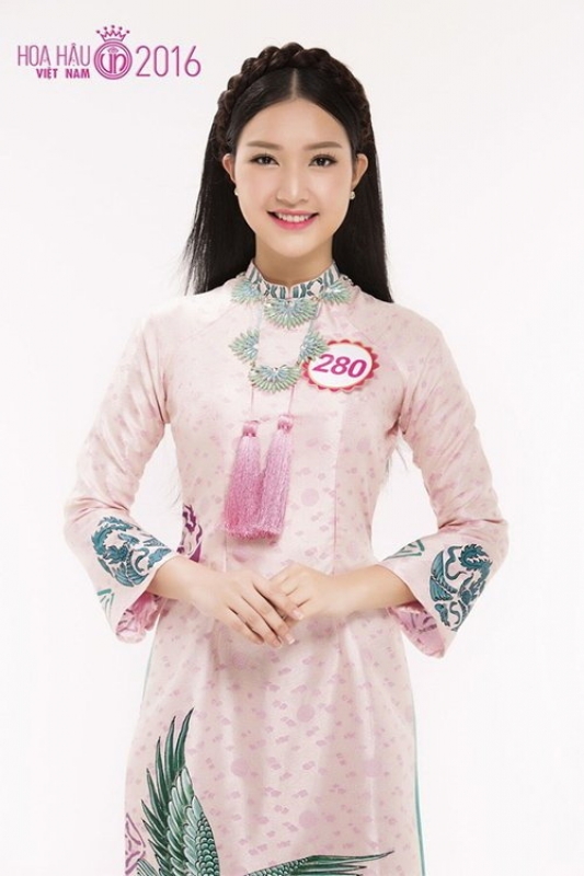 thi sinh ngoc tran xin rut khoi vong chung ket hoa hau viet nam