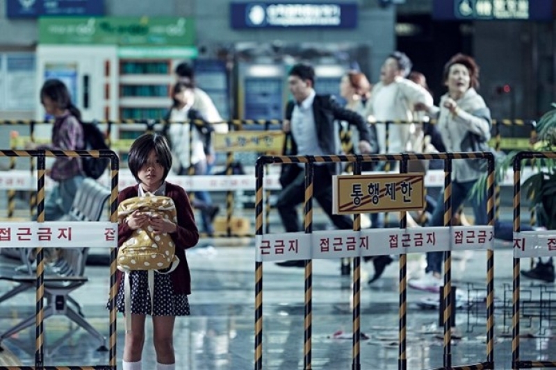 train to busan bi cat mot so canh quan trong tai viet nam