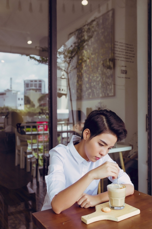 goc ban cong tiep tuc mot san pham khong the bo qua cua vu cat tuong