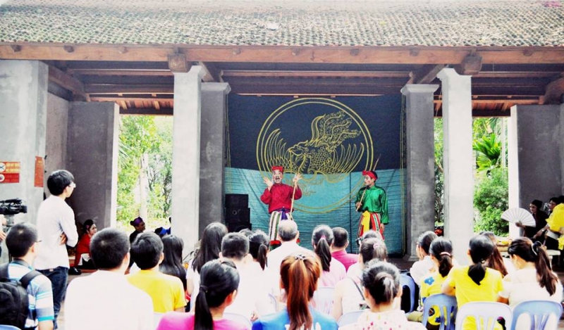 gap go nhom ban tre mang nghe thuat dan gian den voi gioi tre