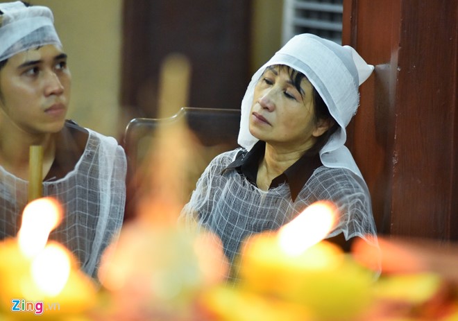 nghe si xiec dot tu tren san khau