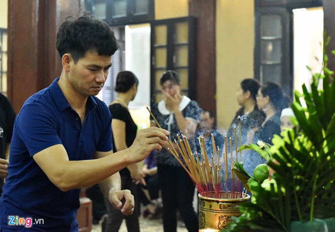 nghe si xiec dot tu tren san khau