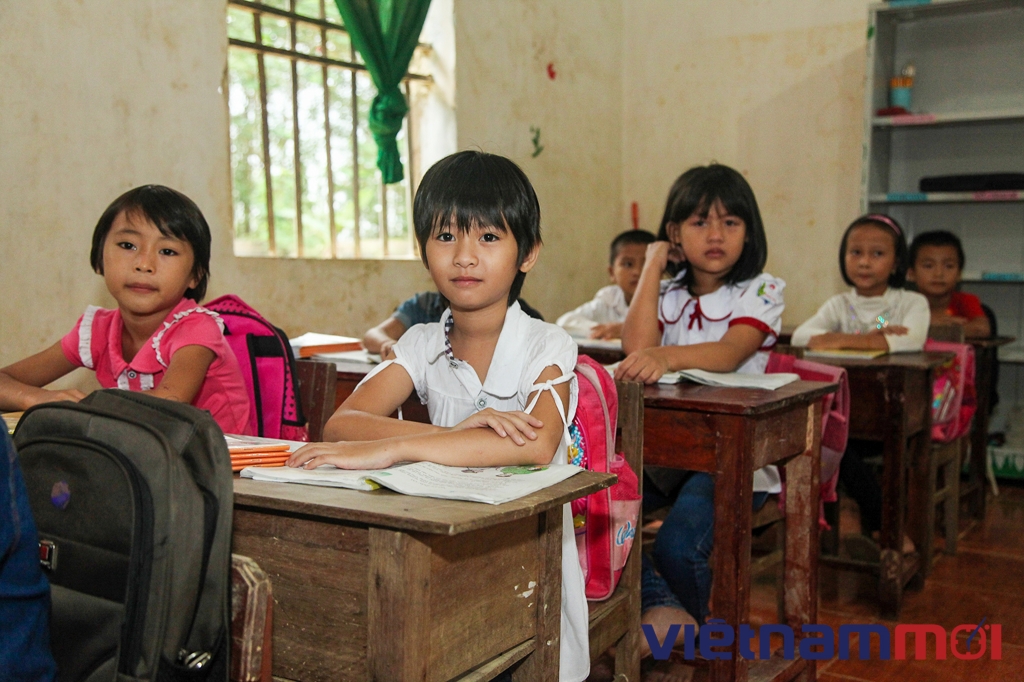 khoanh khac an tuong ngay dau tien di hoc lai cua hoc sinh ha tinh