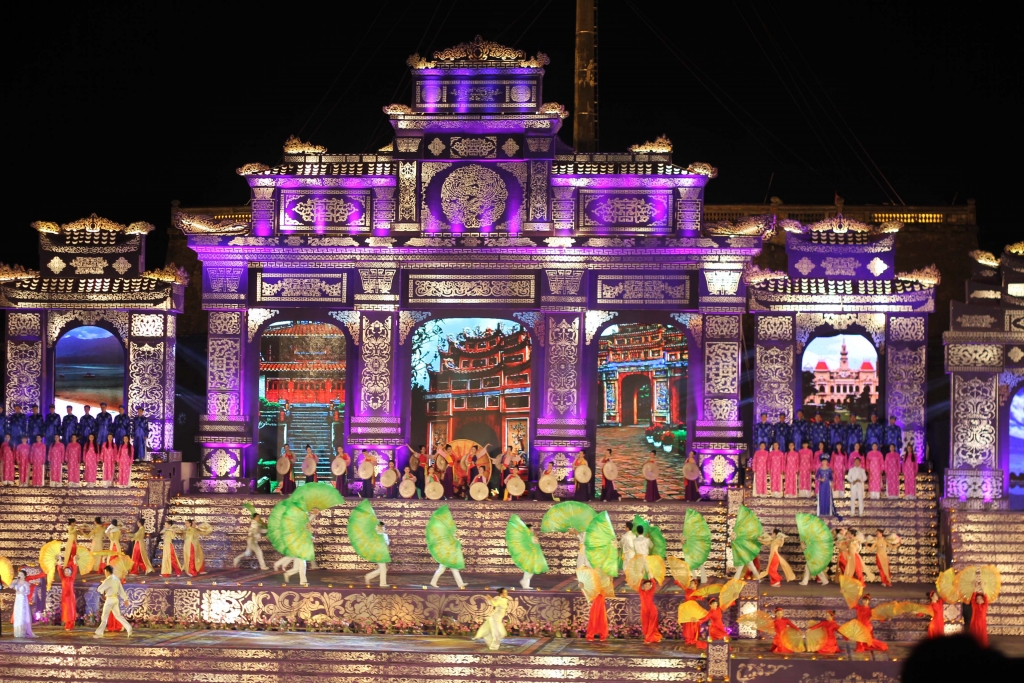 diem lai 10 su kien van hoa noi bat trong nam 2016