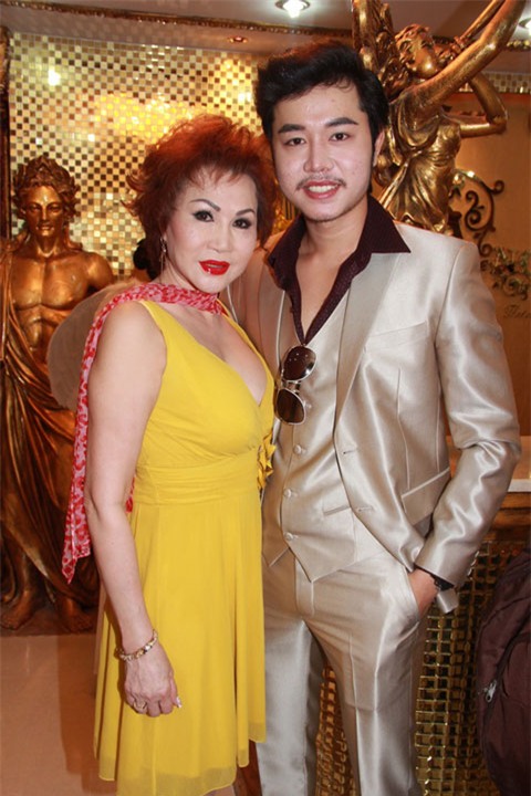 nhung nguoi tinh dai gia dang tuoi cha me cua sao viet