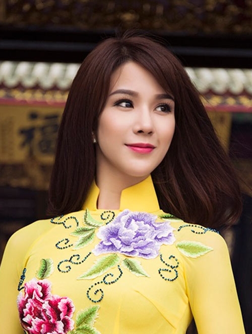 diep lam anh va nghi van phau thuat tham mi