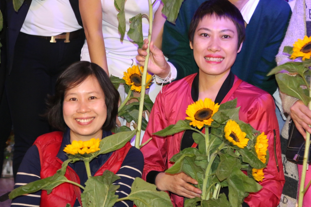giang sinh am ap cua nhung benh nhi ung thu
