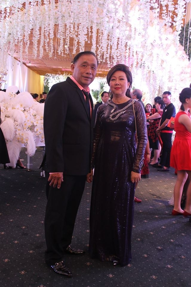 dan sao viet dinh dam du tiec cuoi cua tran thanh hari won