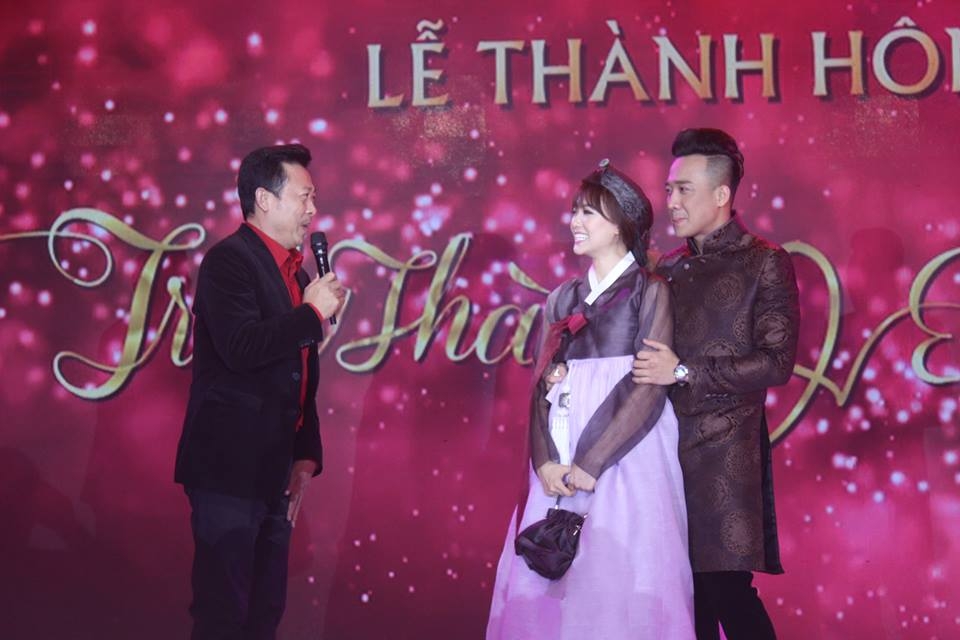 khoanh khac hanh phuc cua co dau chu re hari tran thanh