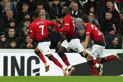 truc tiep newcastle vs man united rashford nhan doi cach biet cho quy do