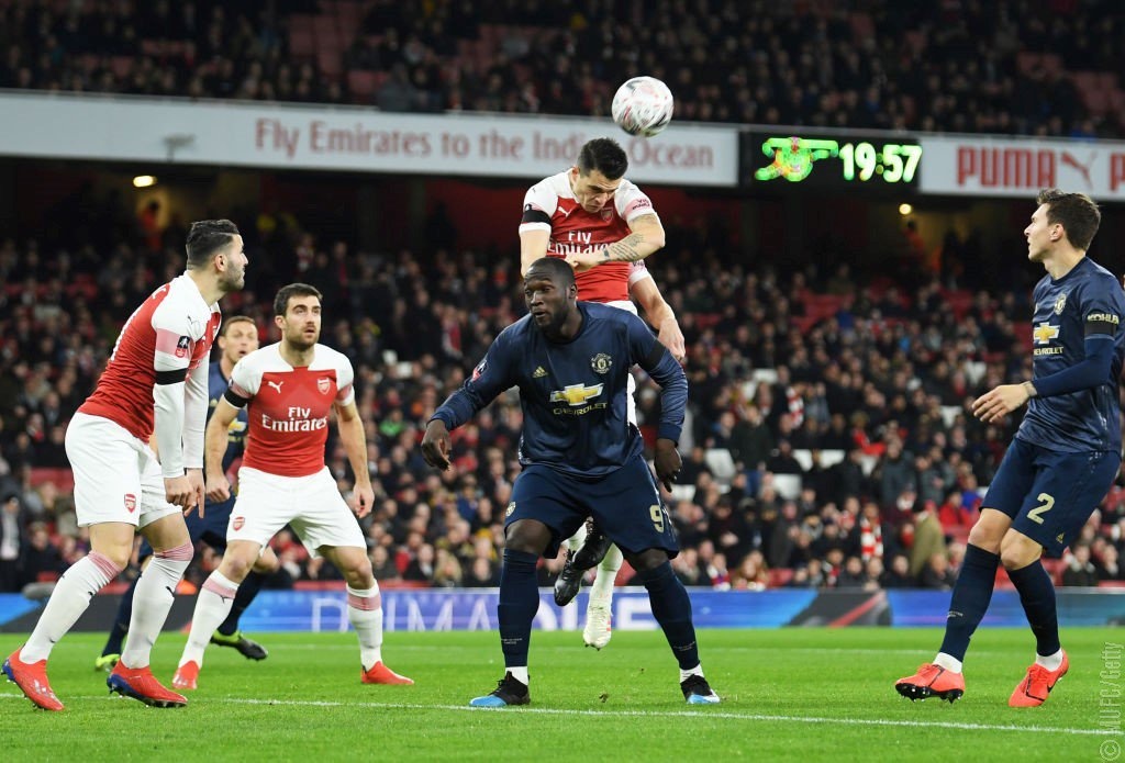 truc tiep arsenal vs man united vong 4 fa cup sanchez xuat kich