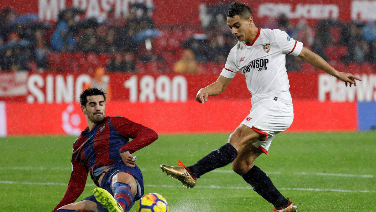 truc tiep sevilla vs vs levante vong 21 la liga mua giai 2018 2019 bam duoi top 4