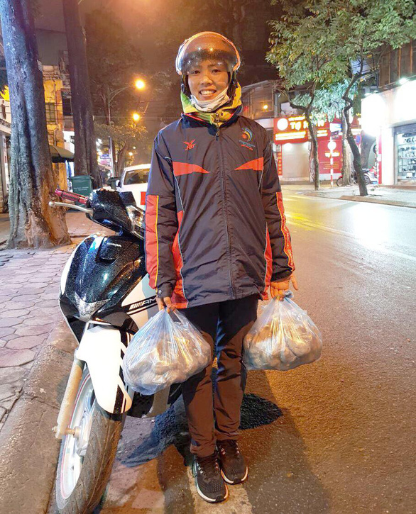 nha vo dich asiad 18 di ban khoai lang