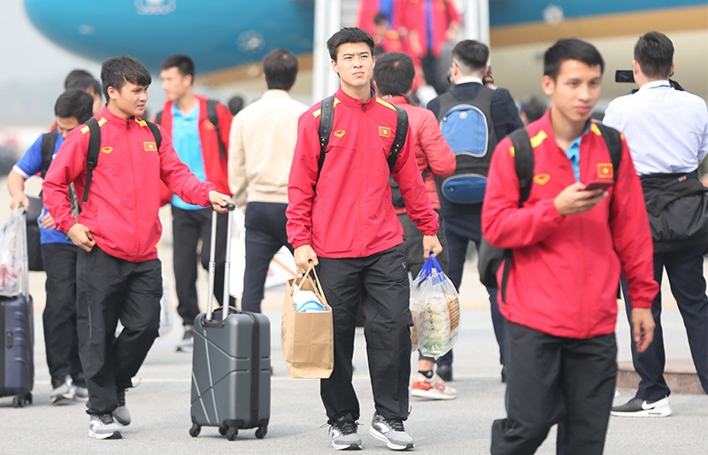 tam thu dang long cua tong giam doc quyt thuong tet nhan vien