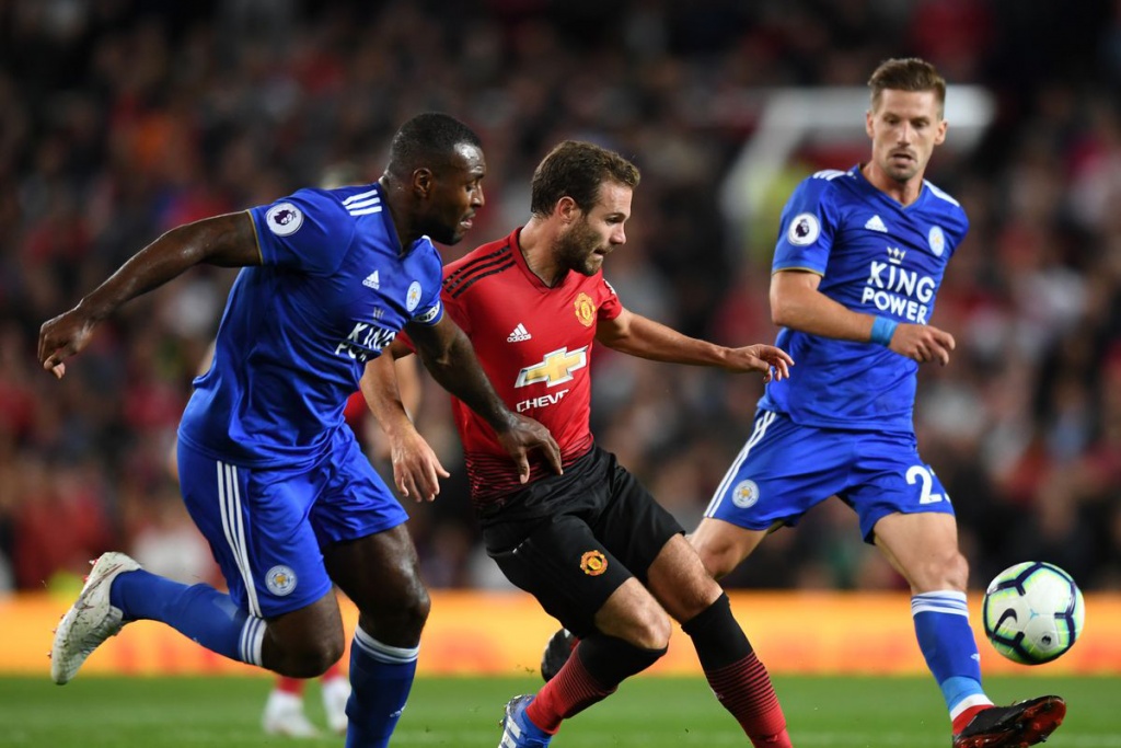 truc tiep leicester city vs man united vao hang bat cao