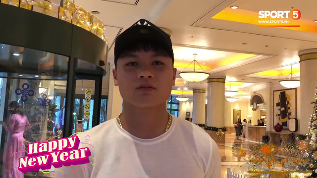 dan cau thu tuyen viet nam gui loi chuc nong am toi nguoi ham mo nhan dip tet ky hoi 2019