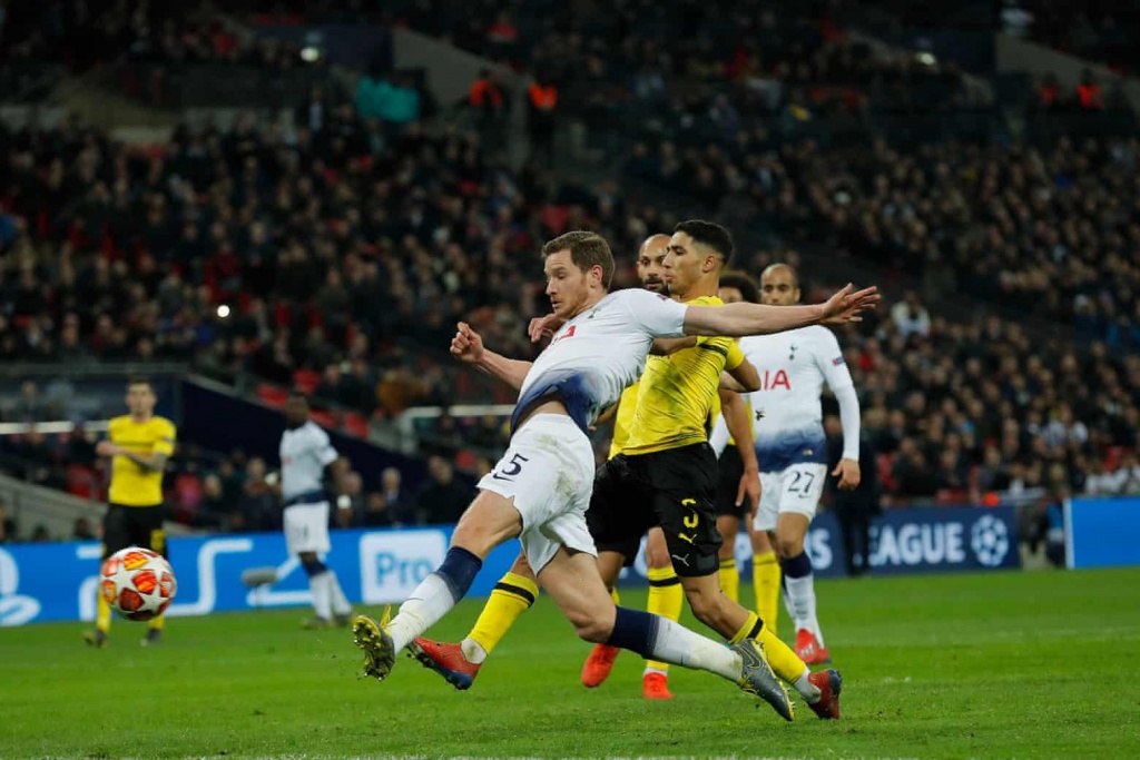 ket qua champions league tottenham vs dortmund hang cong toa sang spurs nhan chim die borussen