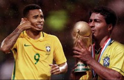 Gabriel Jesus được đàn anh chỉ bảo: Muốn đá hay, phải chăm 'chăn gối'