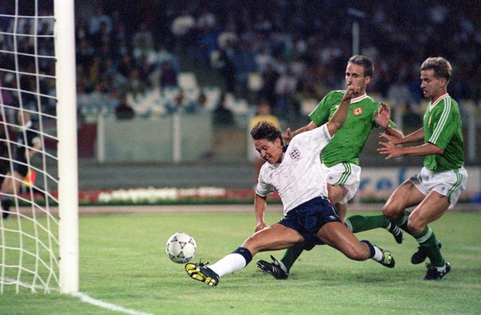 dau an world cup huyen thoai tuyen anh va hoi uc ra quan o italia 90