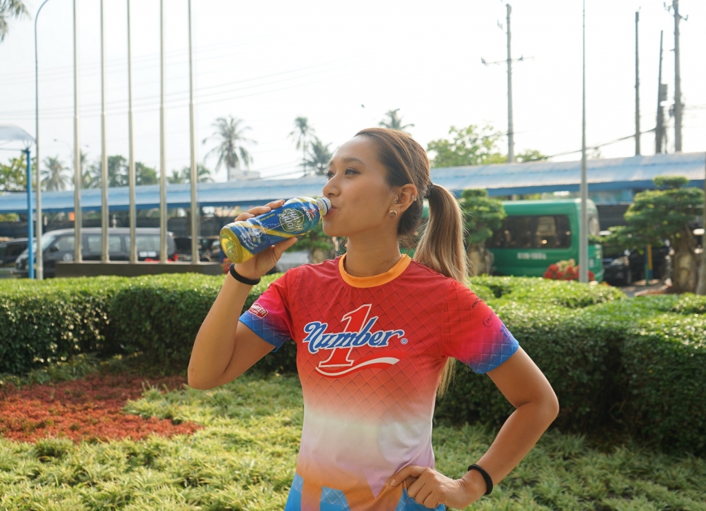 hanh trinh vuot qua 224km lanh thau xuong o bac cuc cua co gai viet