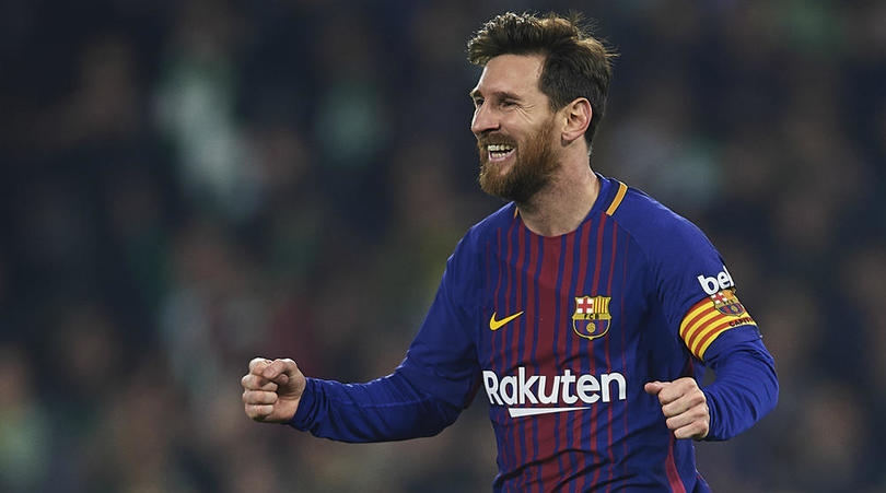 ghi ban son son messi vuot qua ronaldo de lap ki luc khung
