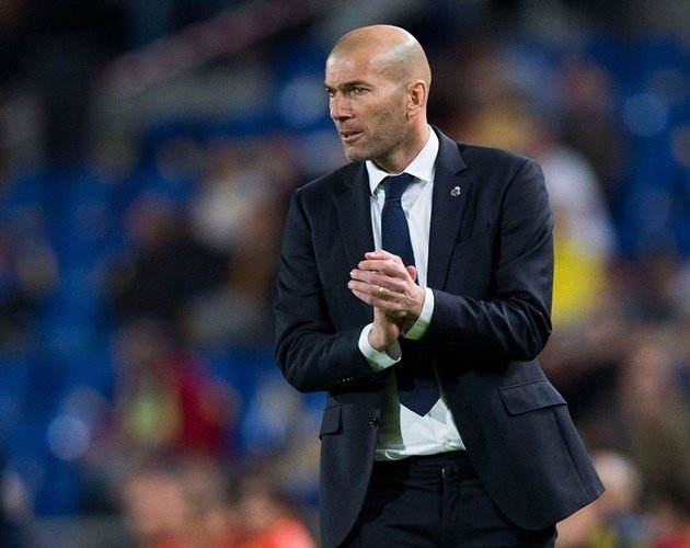 vo dich champions league thi sao real cung co mua giai vut di