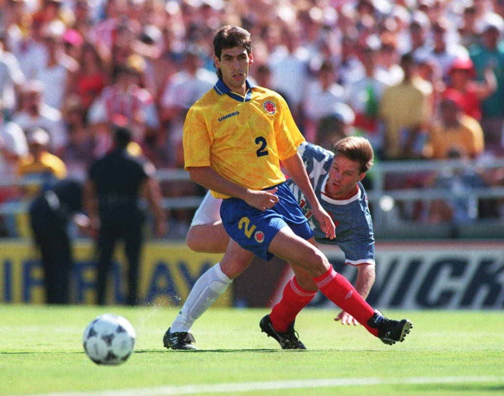 ki uc world cup 1994 khi bong da la nguyen nhan gay chet nguoi