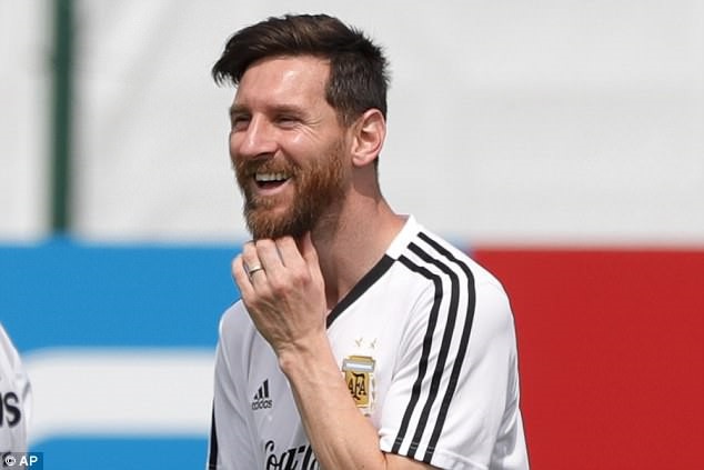 Messi: 'Tôi sẽ không giã từ ĐTQG chừng nào chưa vô địch World Cup' messi toi se khong gia tu dtqg chung nao chua vo dich world cup