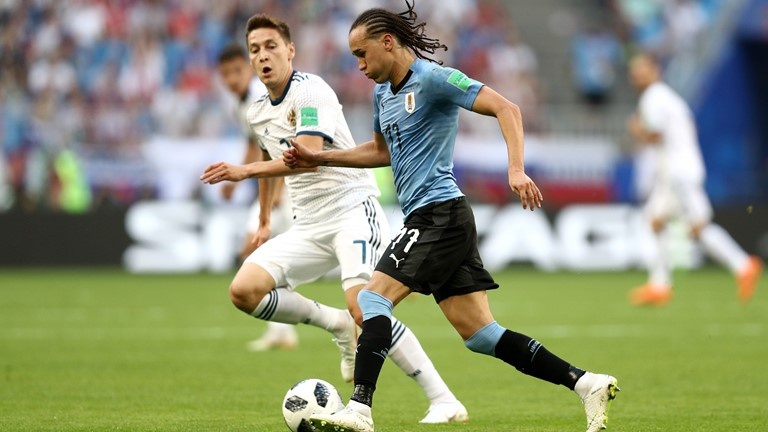 truc tiep uruguay vs nga 21h00 256 bang a world cup 2018 tuyen nga chi con choi voi 10 nguoi