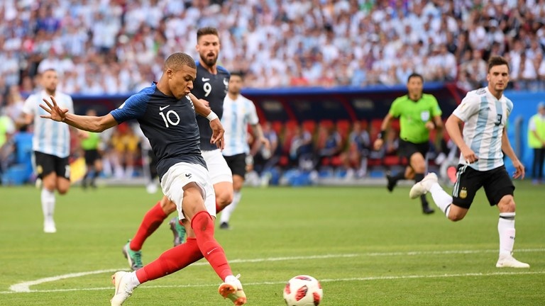 video ban thang ket qua phap vs argentina vong 18 world cup 2018 mbappe thang hoa phap di tiep xung dang