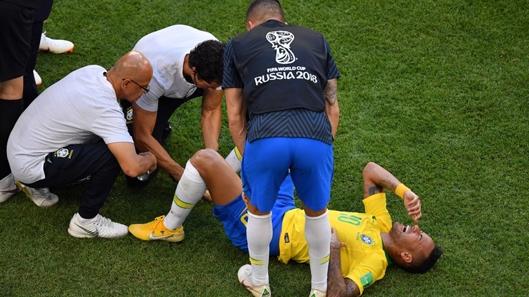 truc tiep brazil vs mexico vong 18 world cup 2018 firmino nhan doi cach biet dau cham het cho mexico