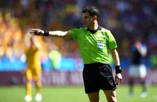 fifa gay soc voi trong tai bat chinh dai chien phap vs bi
