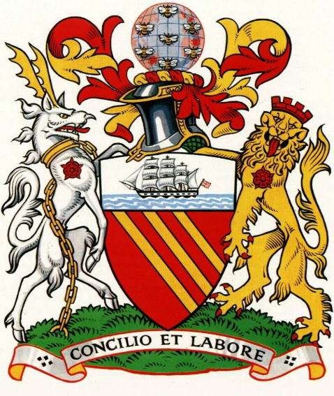 su phat trien logo cua manchester united qua cac thoi ky