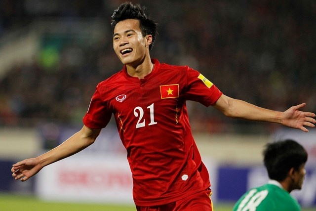u23 viet nam vs u23 nhat ban co hoi cho van hoang van toan