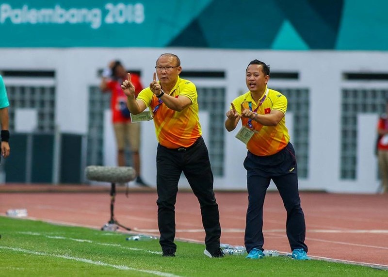 nhanh dau cua olympic viet nam la nang hay nhe